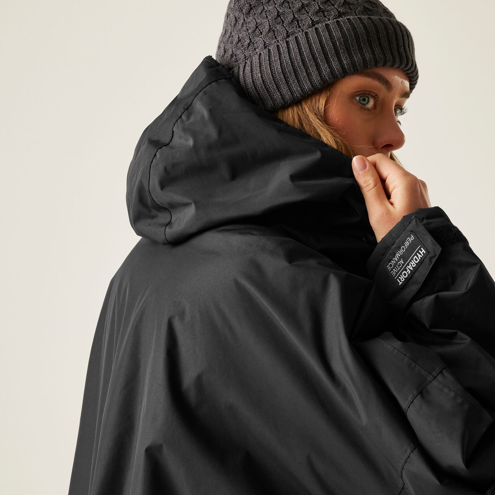 Rega 🔥2026  Hot Sale🔥 New Outdoor Active Adults Waterproof Changing Robe