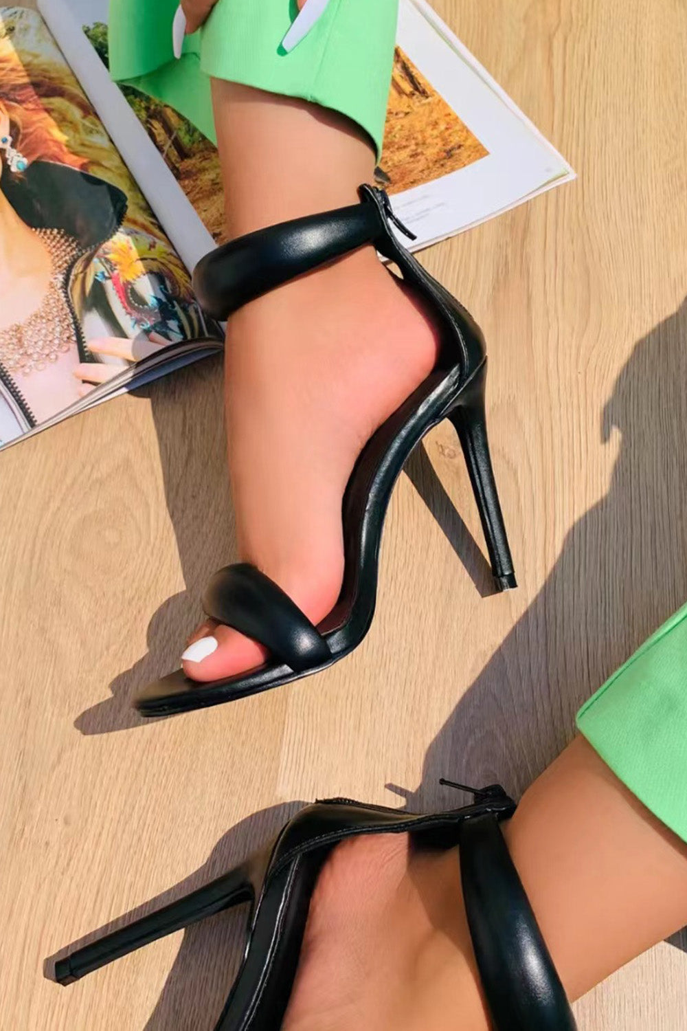 Elegant Glossy Ankle Strap Peep Toe Plain Stiletto Heels-Black
