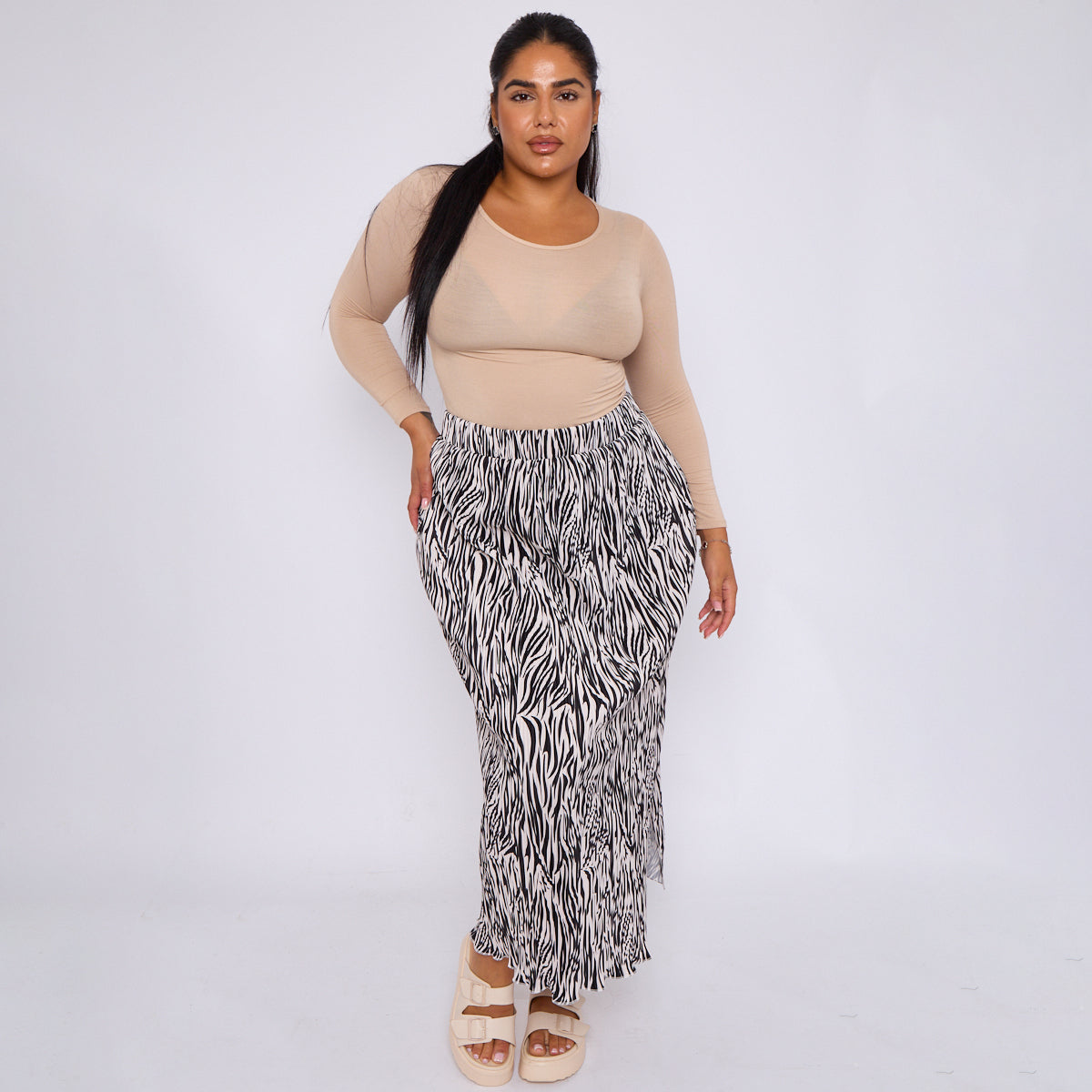 Black Zebra Abstract Print Ripple Pleated Skirt
