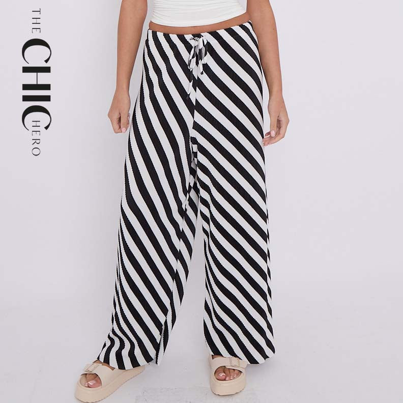 Black Zebra Abstract Print Wide-Leg Drawstring Palazzo Pleated Pants