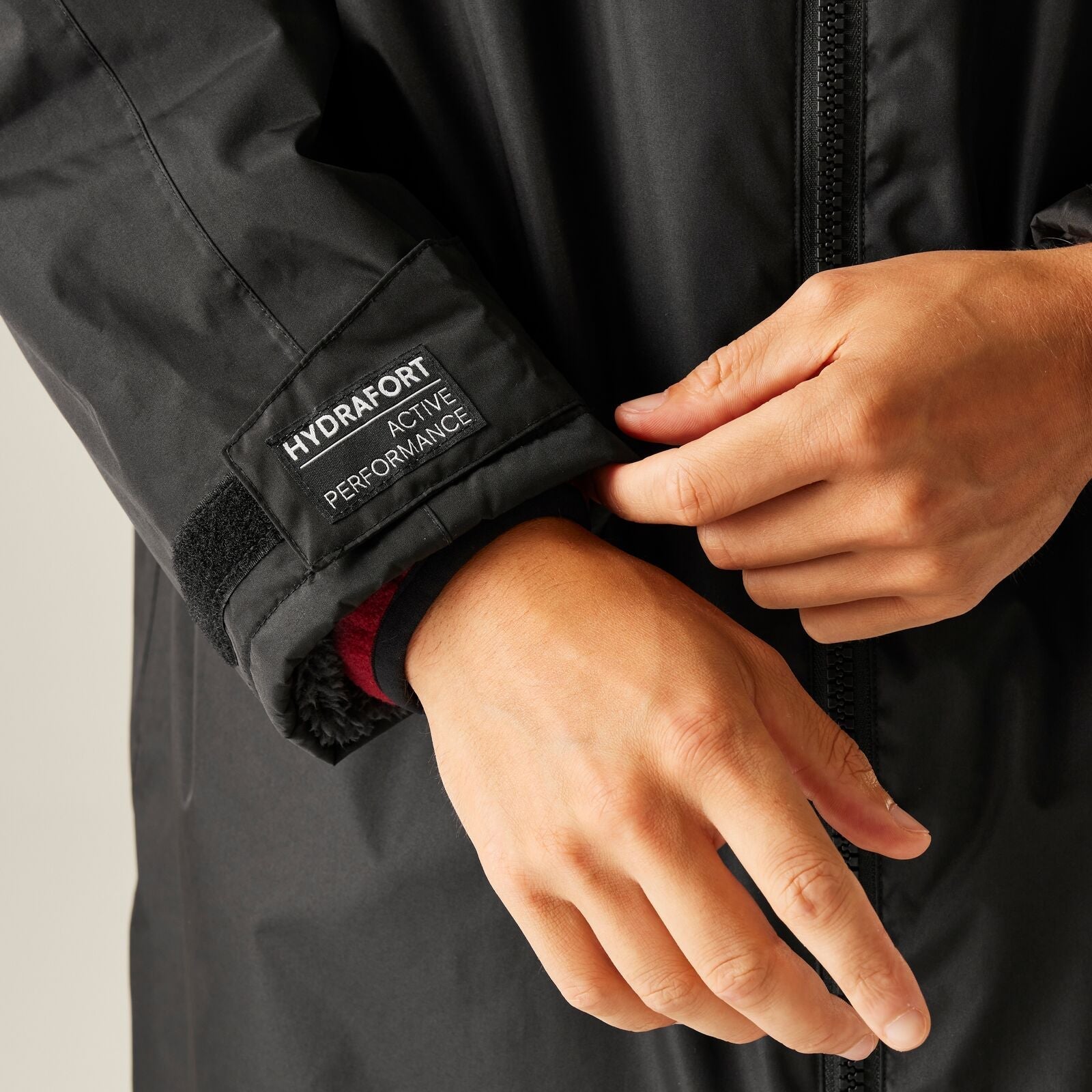 Rega 🔥2026  Hot Sale🔥 New Outdoor Active Adults Waterproof Changing Robe