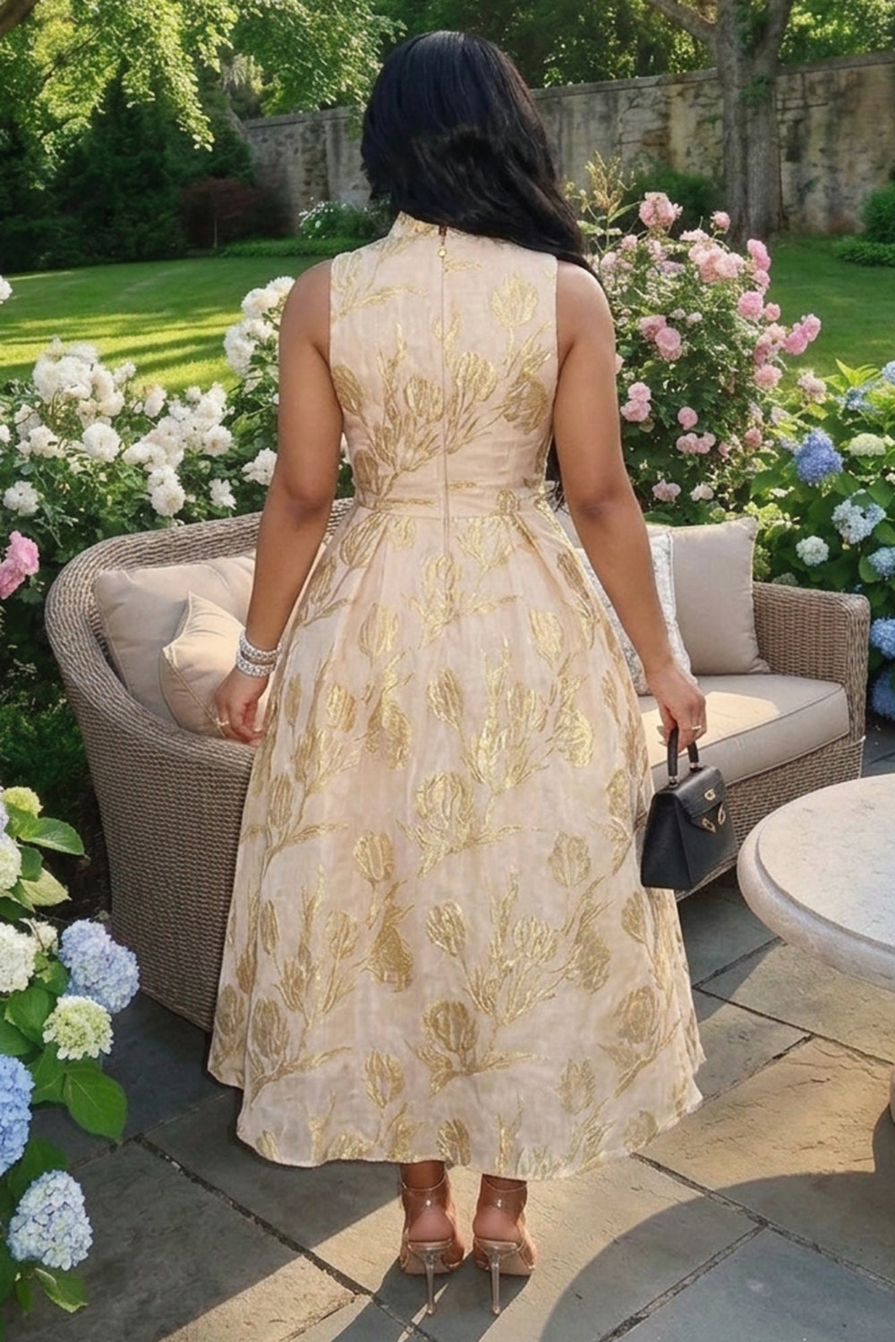 Stand-Up Collar Sleeveless Jacquard Bouffant Maxi Dresses-Gold