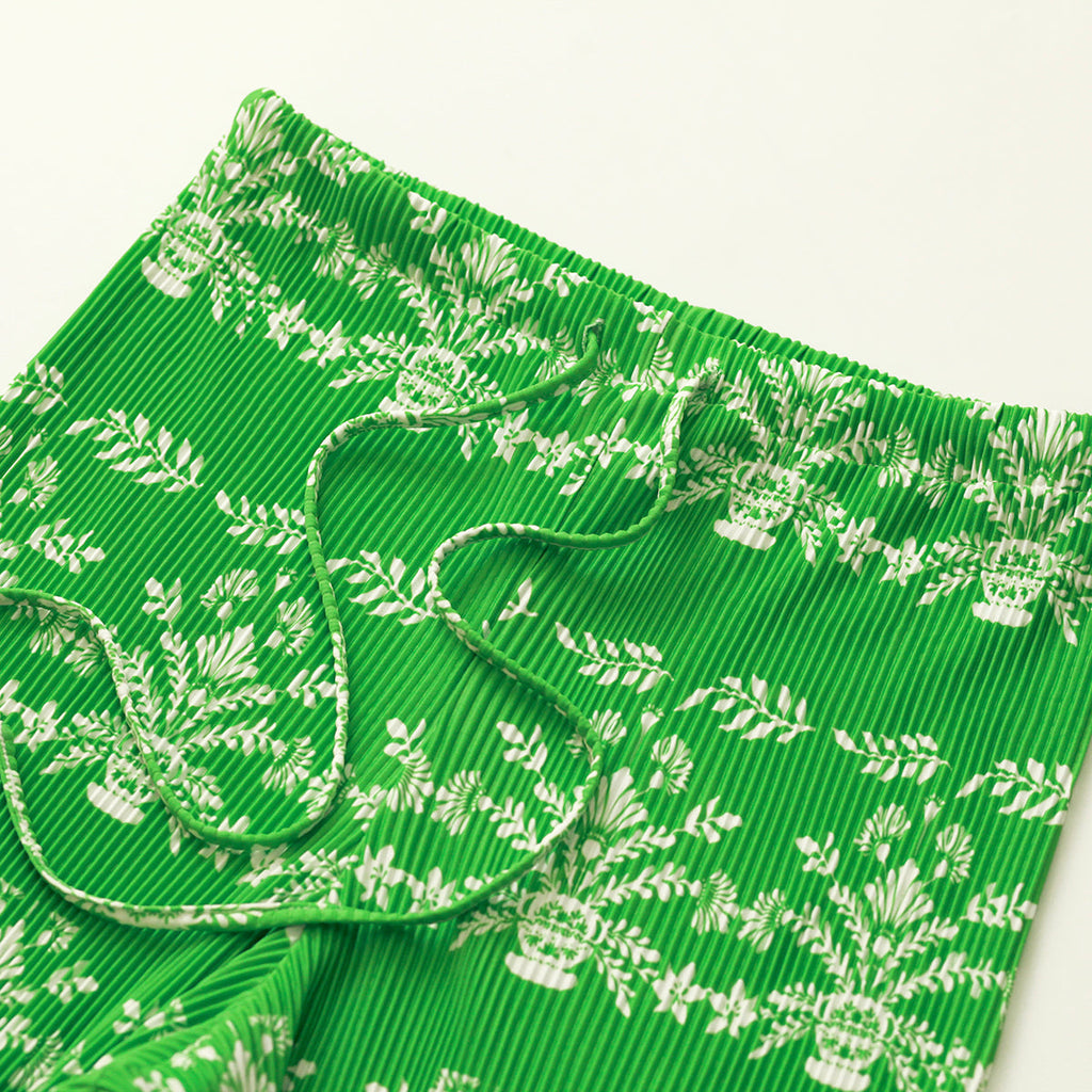 Green Elegant Floral Pot Patterns V-Neck Vest Top & Pleated Pants