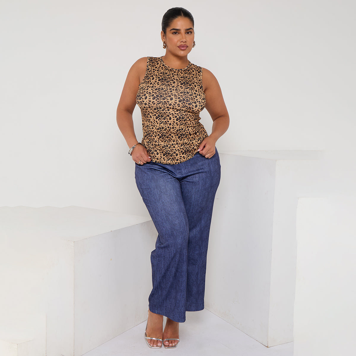 Classic Leopard Sleeveless Crew Neck Top