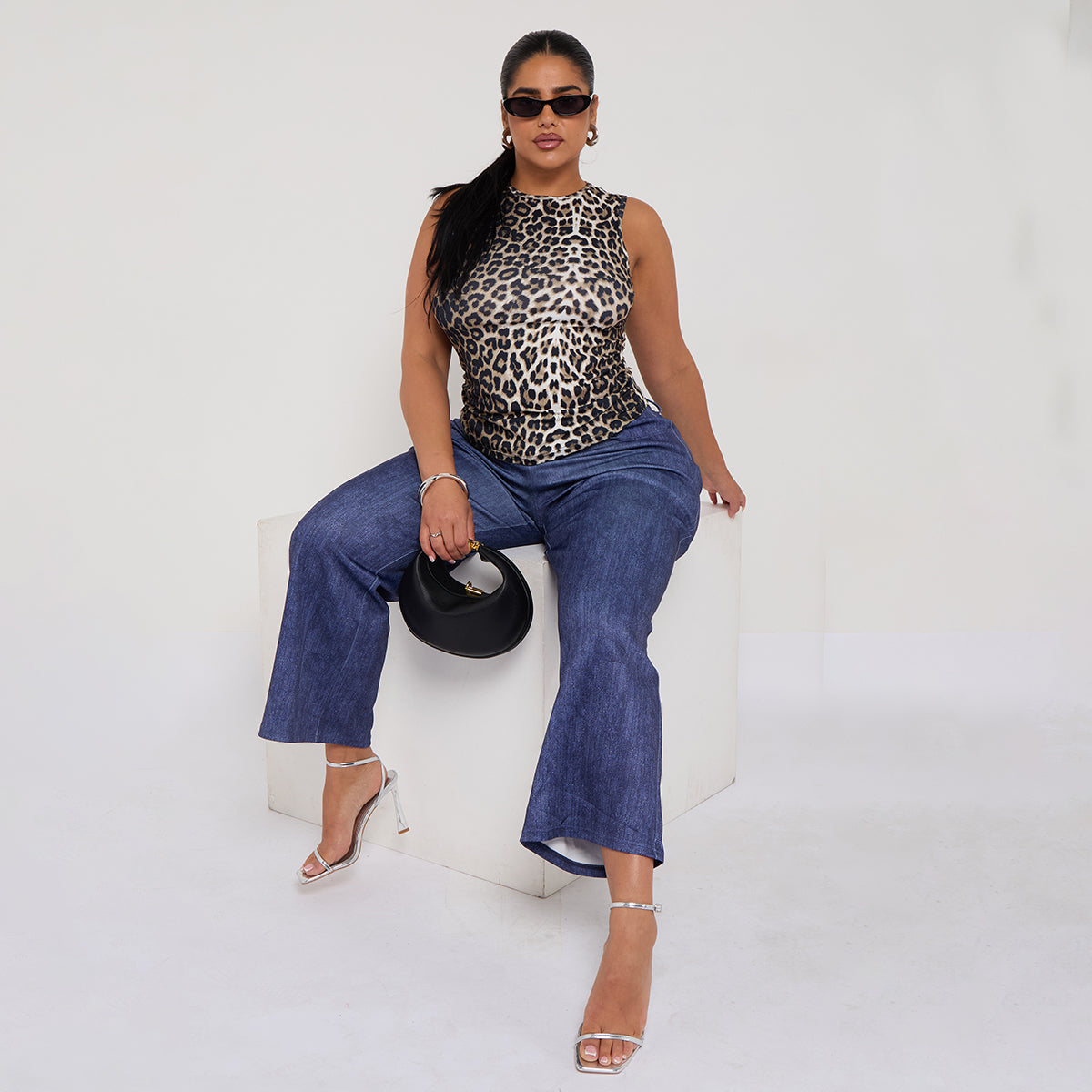 Classic Gradient Leopard Print Sleeveless Crew Neck Top