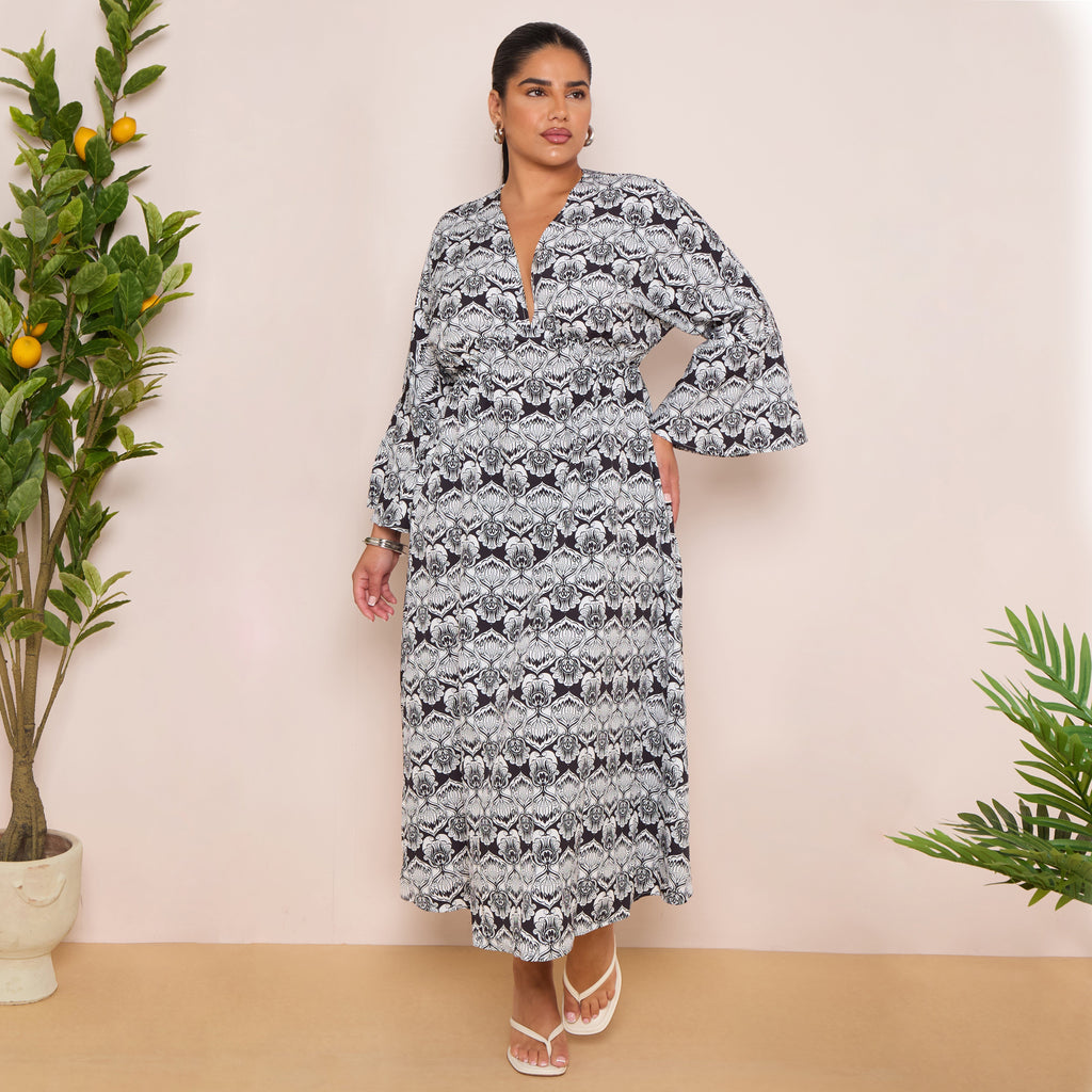 Long-Sleeve Swing Maxi Dress in Black Print