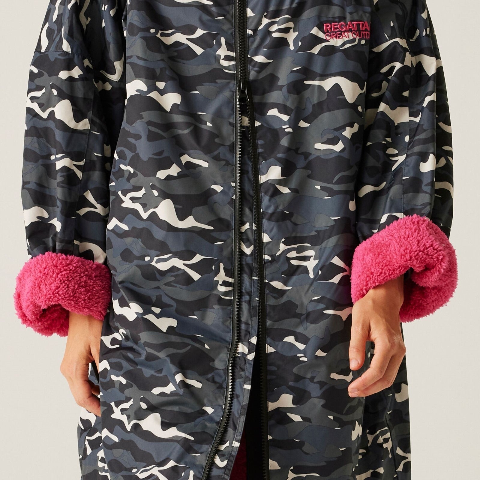 Rega 🔥2026  Hot Sale🔥 New Outdoor Active Adults Waterproof Changing Robe