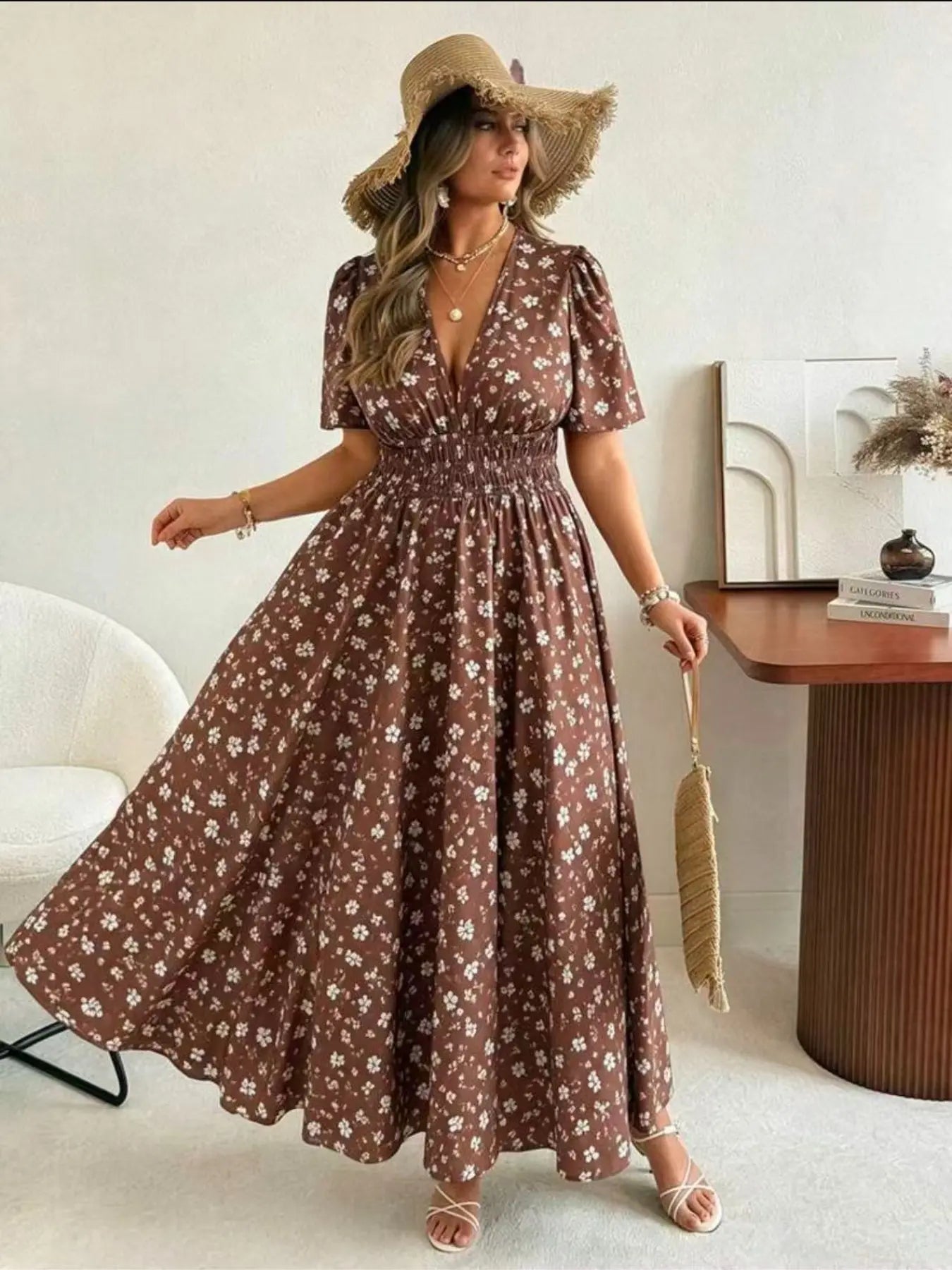 Plus Size French Floral Dress, Deep V Neck Waist Cinch Slimming Short Sleeve Long Dress, Vacation Style, Women's Fashion
