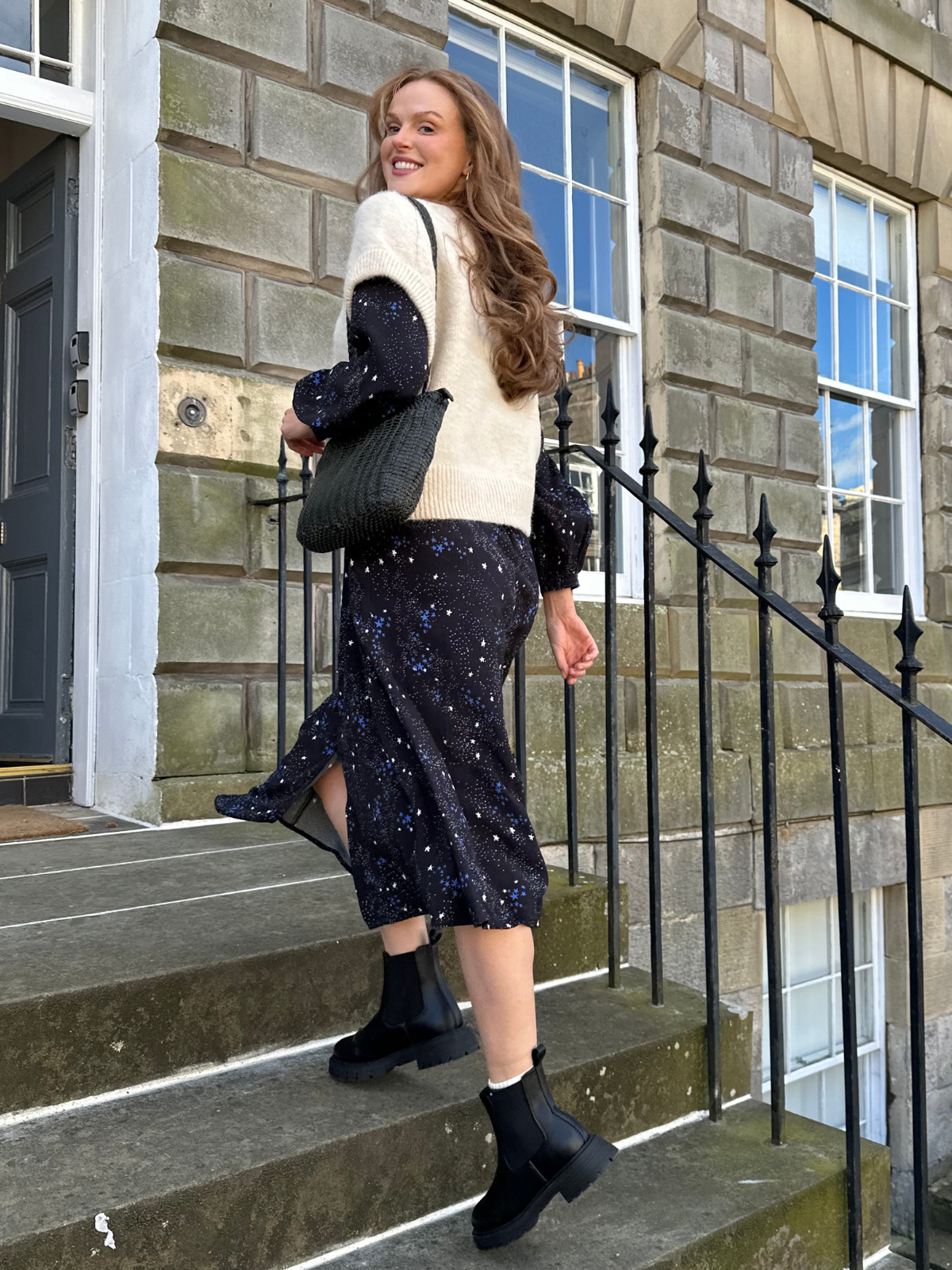 Susanne - V Neck Button Dress - Star Print
