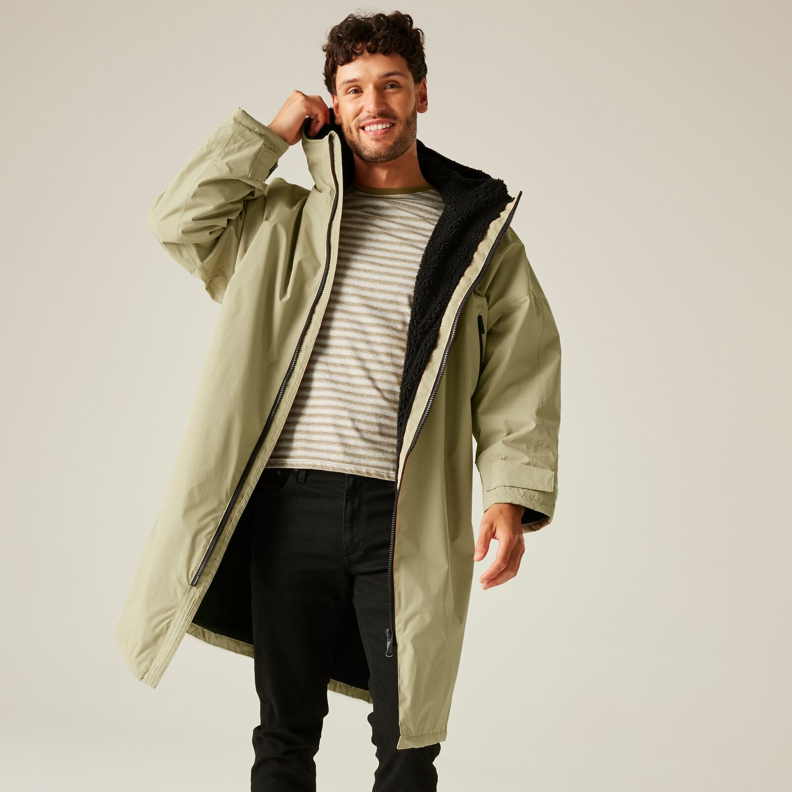 Rega 🔥2026  Hot Sale🔥 New Outdoor Active Adults Waterproof Changing Robe