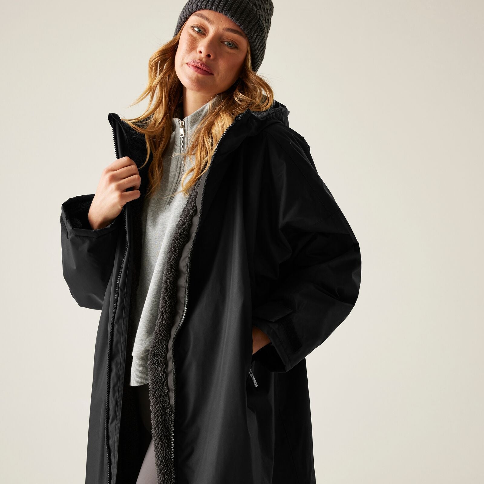 Rega 🔥2026  Hot Sale🔥 New Outdoor Active Adults Waterproof Changing Robe